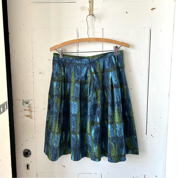 Talbots Petite Watercolor Fit and Flare A-Line Pleated Skirt - Picture 3 of 14